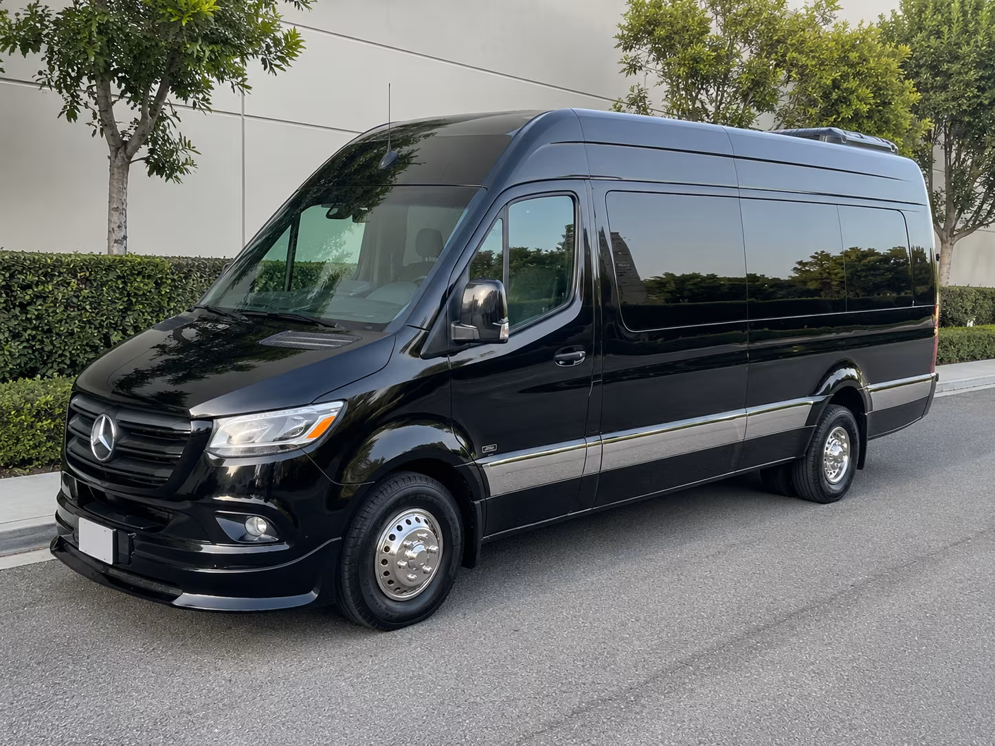 glendale airport transportation onboard seating